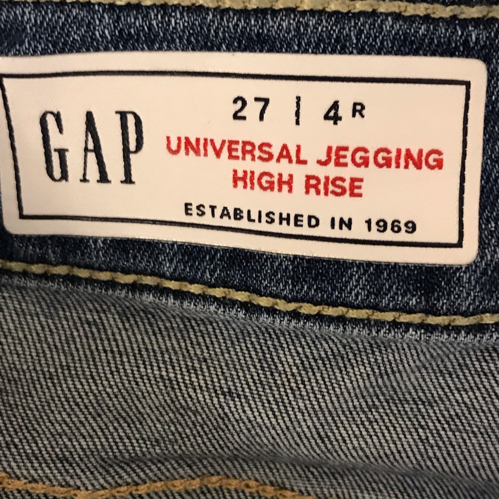 Gap jeans